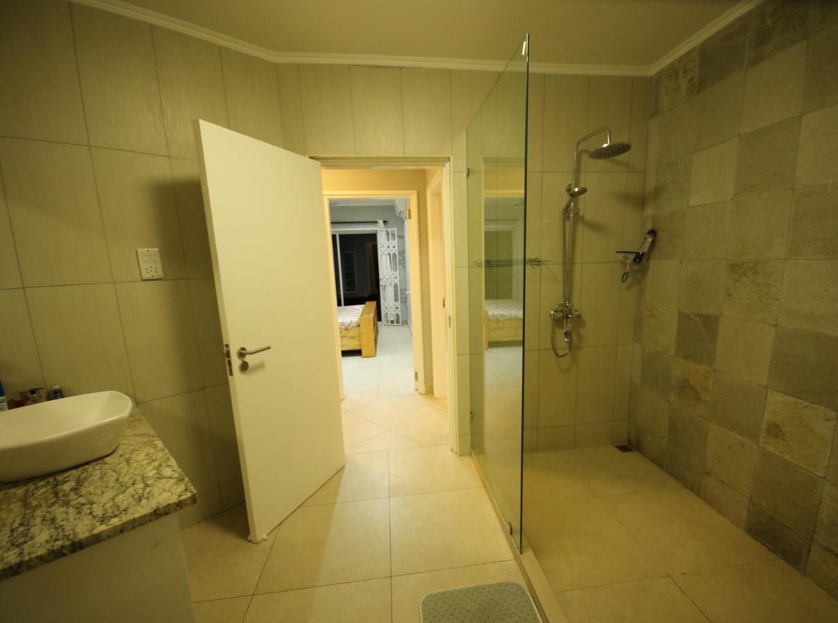 Riverside Residence - Beau Vallon โบวาลง ภายนอก รูปภาพ