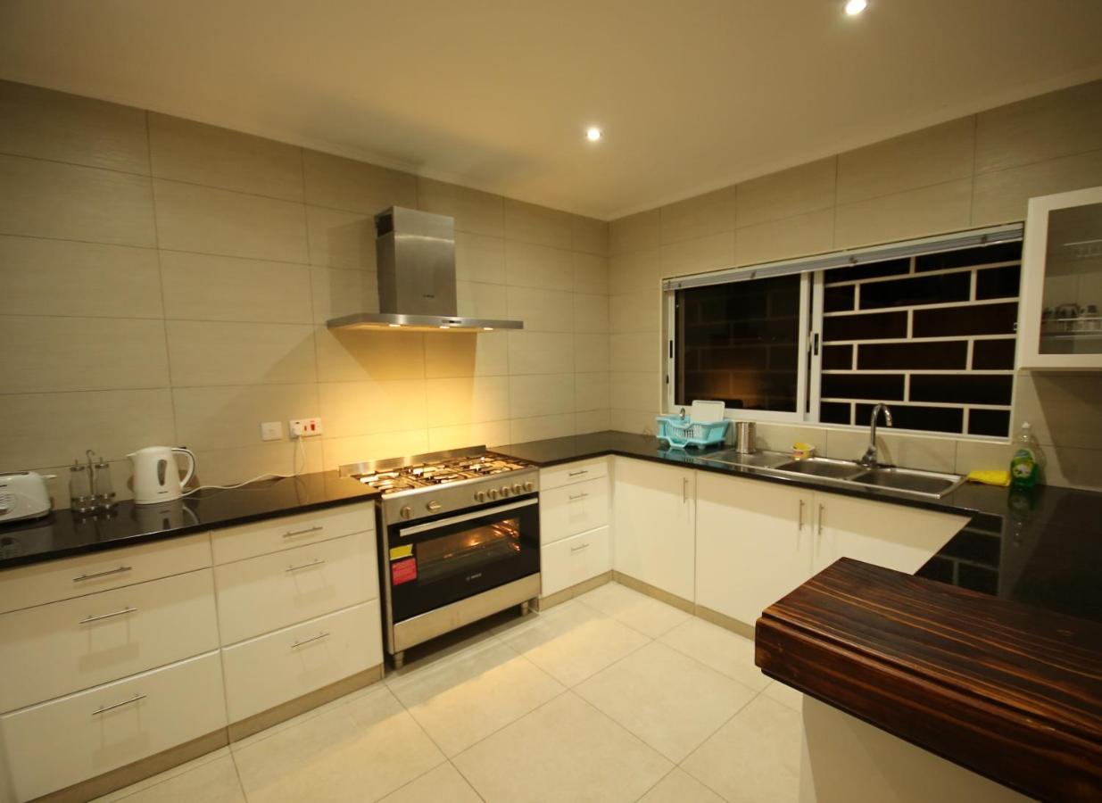 Riverside Residence - Beau Vallon โบวาลง ภายนอก รูปภาพ