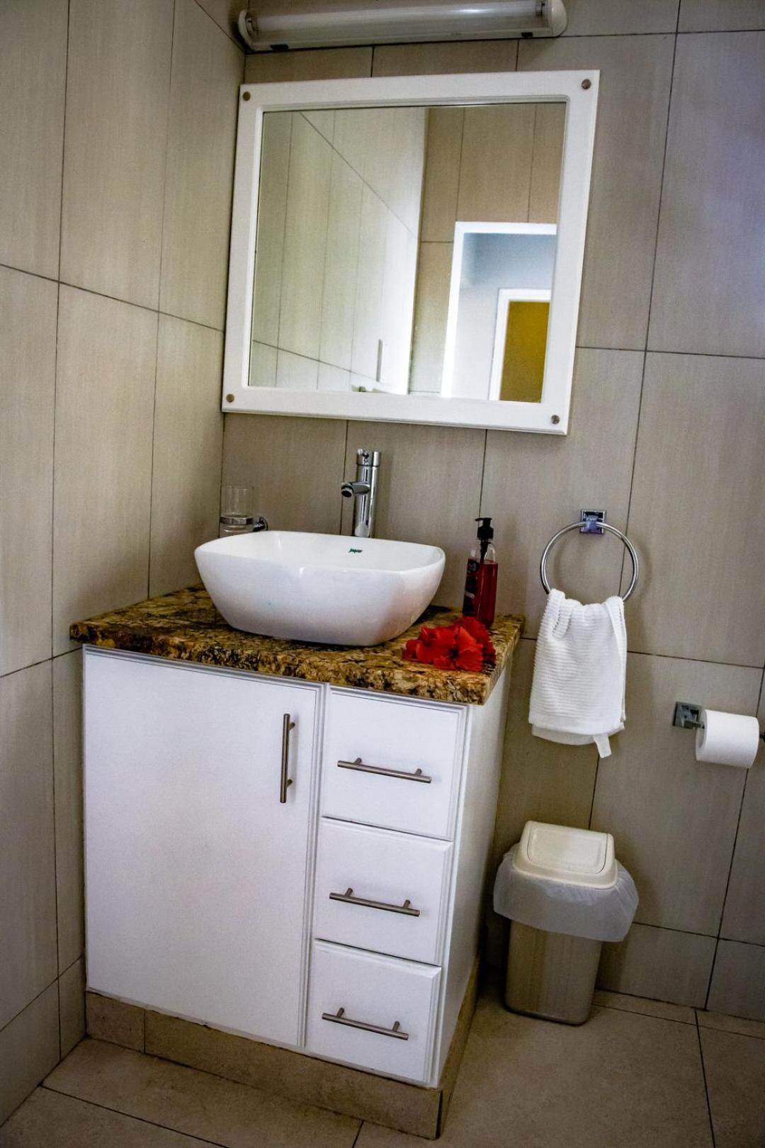 Riverside Residence - Beau Vallon โบวาลง ภายนอก รูปภาพ