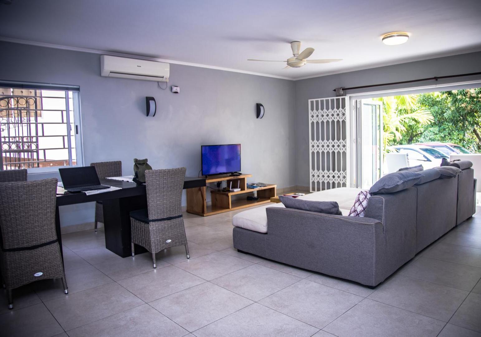 Riverside Residence - Beau Vallon โบวาลง ภายนอก รูปภาพ